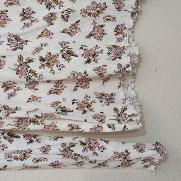 SLIGHTLY USED LUCKY BRAND LONG SLEEVE BOHO SHIRT FLORAL SIZE L THIN MATERIAL - Picture 7 of 10